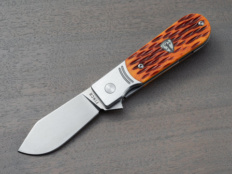EDC pocket knife with jigged bone handle
